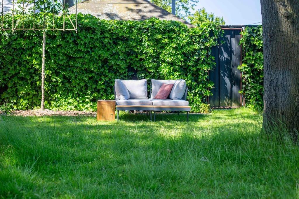 86, Bed & Outdoor Wellness - Sauna, Hottub, Icebath & Outdoor Shower Included! Oisterwijk Exterior photo