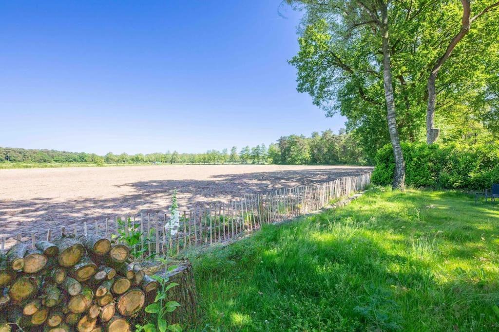 86, Bed & Outdoor Wellness - Sauna, Hottub, Icebath & Outdoor Shower Included! Oisterwijk Exterior photo
